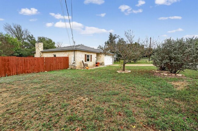 Building Photo - 14906 Foy Dr