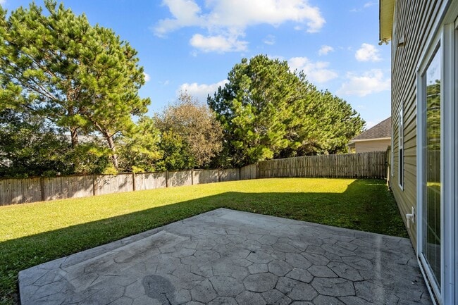 Building Photo - Welcome to Wynbrookee Lane!