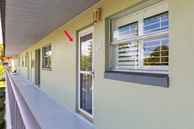 Building Photo - 1151 Carlton Ct