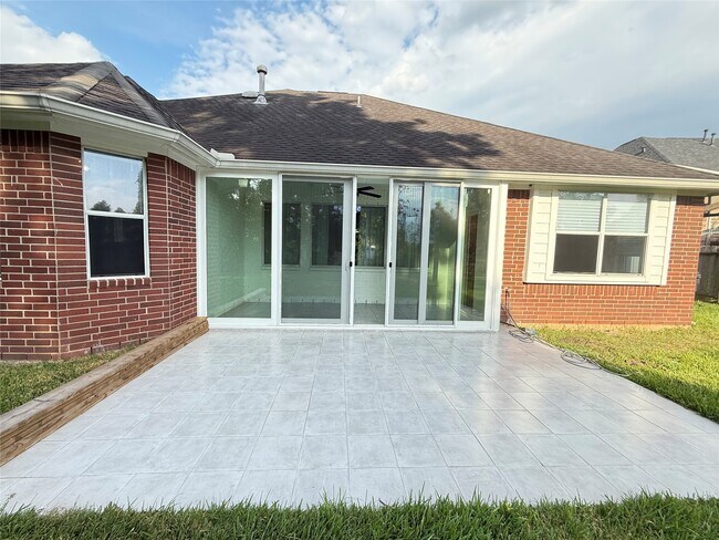 Building Photo - 13522 Schumann Trail