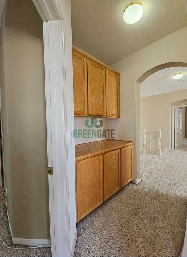Building Photo - Price Reduced! 4 Bedroom 3 Bath Home is No...