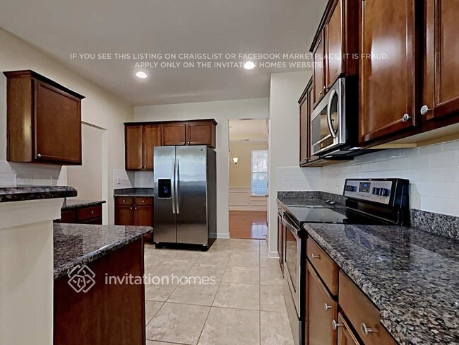 Building Photo - 5836 Mcdowell Run Dr