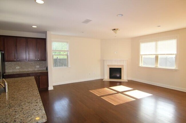 Building Photo - 8305 Harlond Way