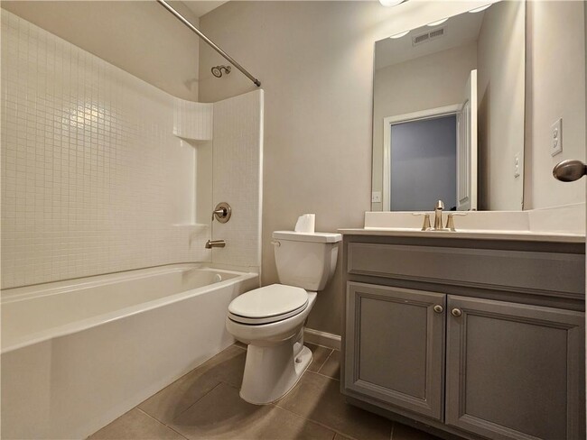 Building Photo - 871 Sunset Park Dr