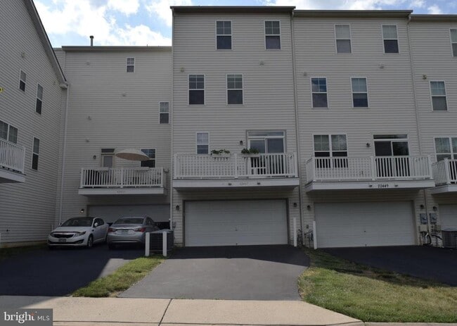 Building Photo - 22447 Verde Gate Terrace
