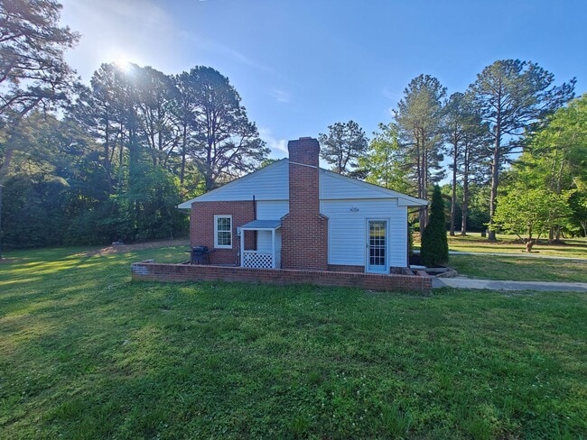 Building Photo - 9511 Harris St