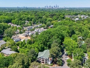 Building Photo - 1052 Churchill Downs Ct