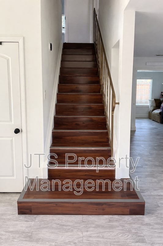 Building Photo - 1761 Klamath River Dr