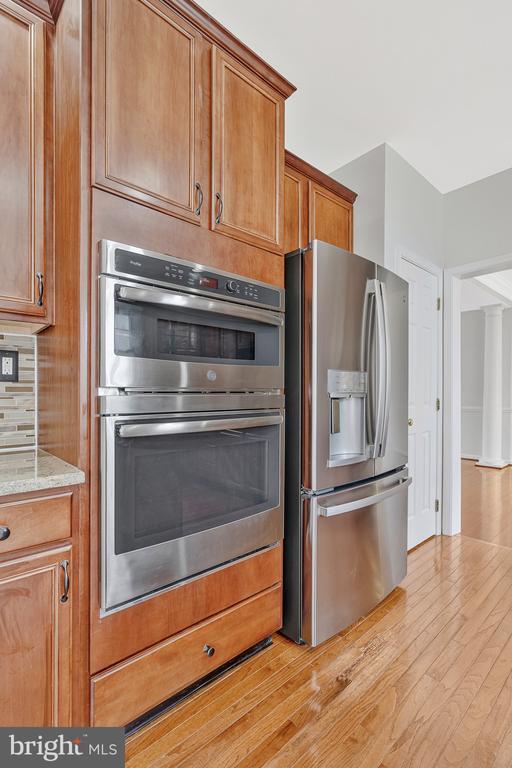 Building Photo - 10857 Hunter Gate Way
