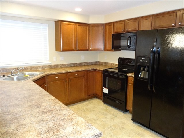 Building Photo - 5089 Morning Glory Pl