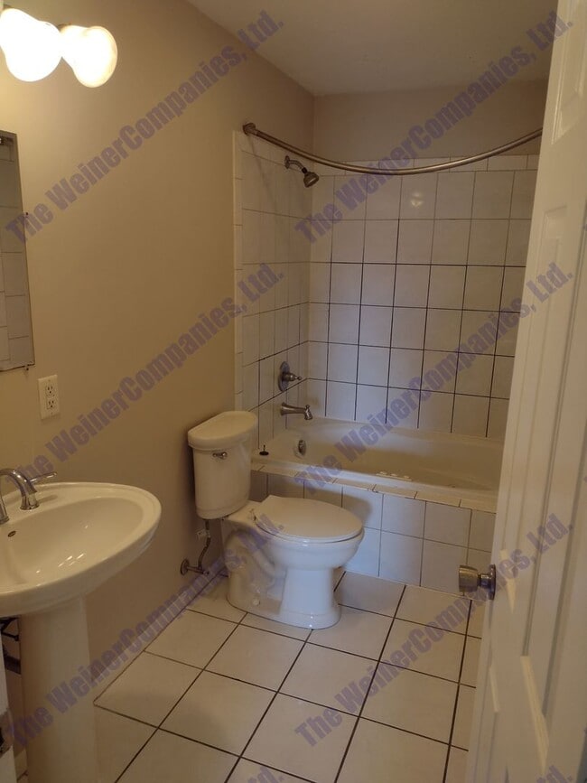 Building Photo - Now leasing for August 15th!