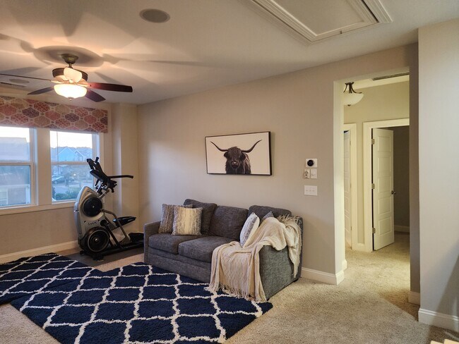 Bonus Room - 33 Old Piedmont Cir
