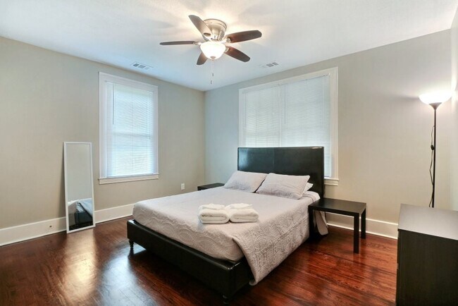 Building Photo - Large 3BR/2BA Ardsley Park Area House For ...