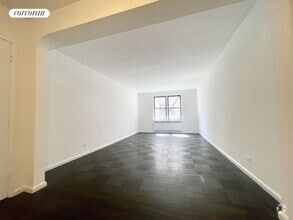 Building Photo - 108/50 71st Ave