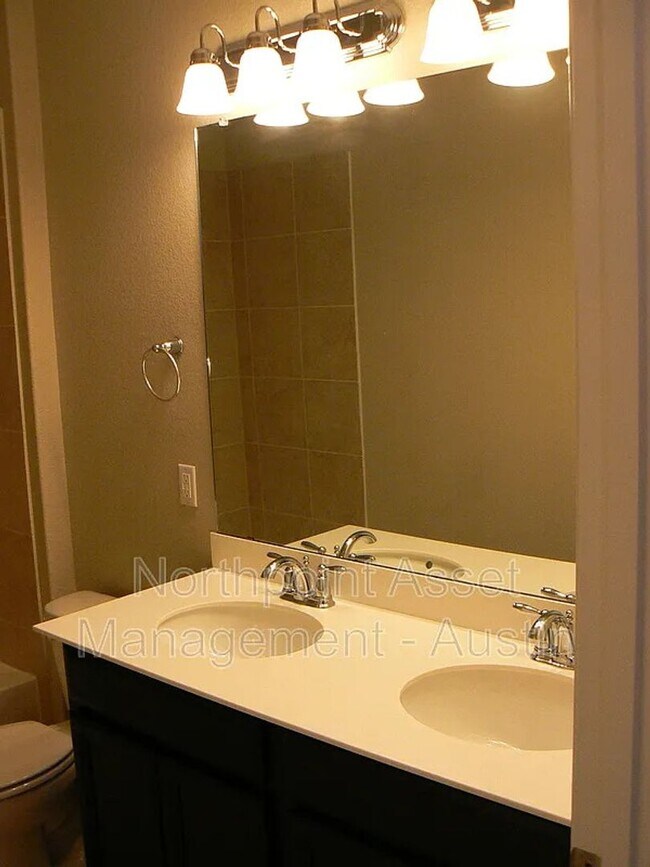 Building Photo - 3304 De Torres Cir