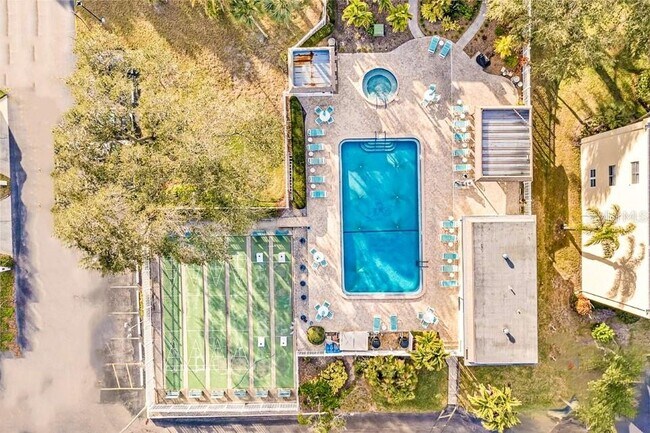 Building Photo - 11485 Oakhurst Rd