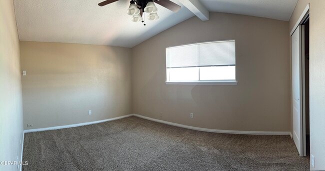Building Photo - 5527 Carousel Dr