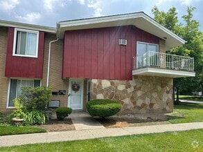 Building Photo - 27651 Mills Ave