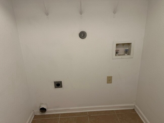 Building Photo - 321 Switchgrass Cove