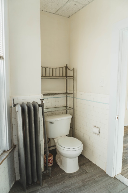 Building Photo - 425 S 15th St
