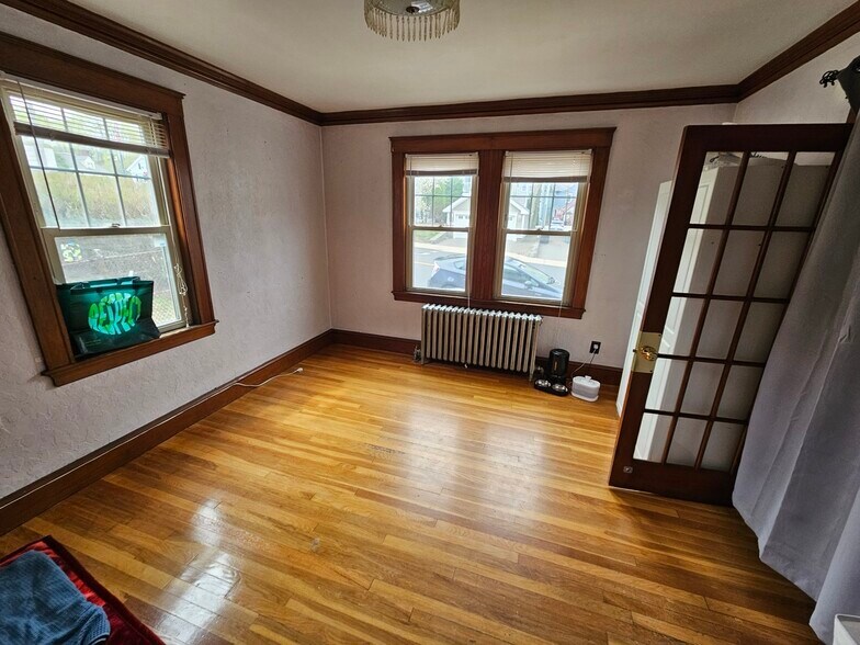Building Photo - 58 Winship St