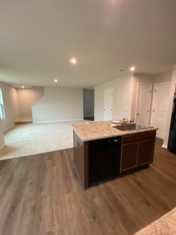Building Photo - 420 Harmony Hl Trl