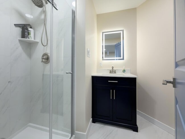 Building Photo - 125 N Wissahickon Ave