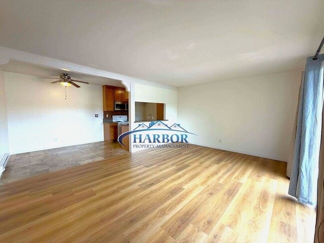 Building Photo - 23308 Marigold Ave