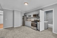 Building Photo - 537 Scotland Rd