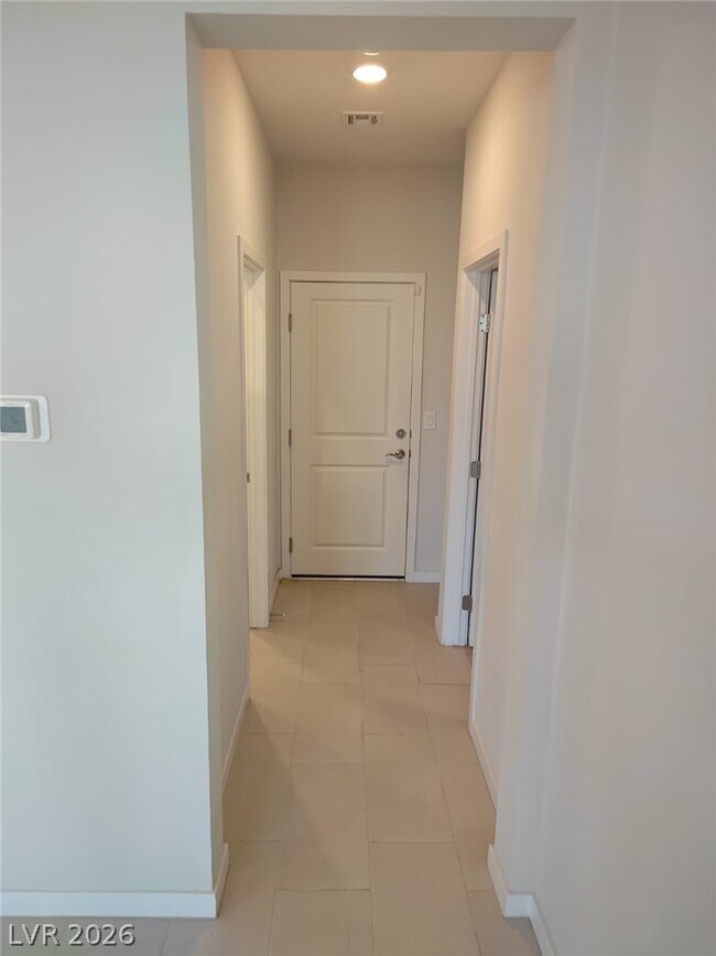 Building Photo - 6614 Palmer Crst St