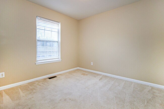 Building Photo - 3013 Mossy Creek Dr