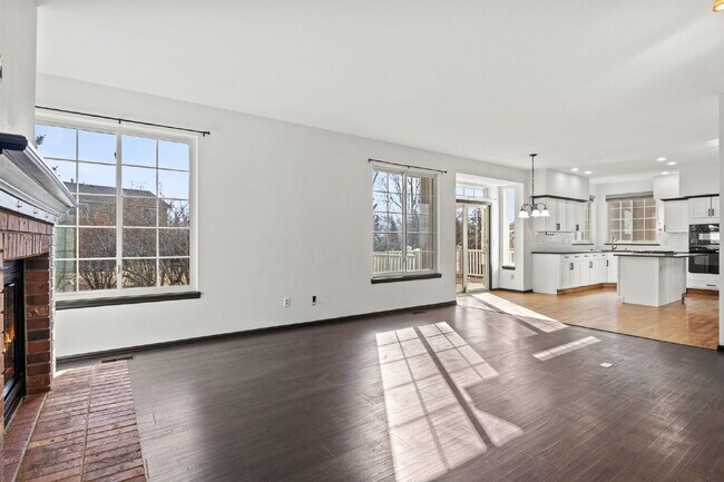 Building Photo - Huge Open-Concept Home in the Vibrant Briargate Neighborhood!