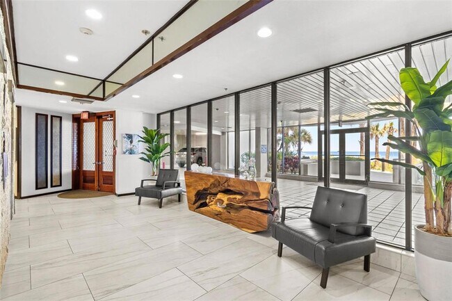 Building Photo - 1660 Gulf Blvd