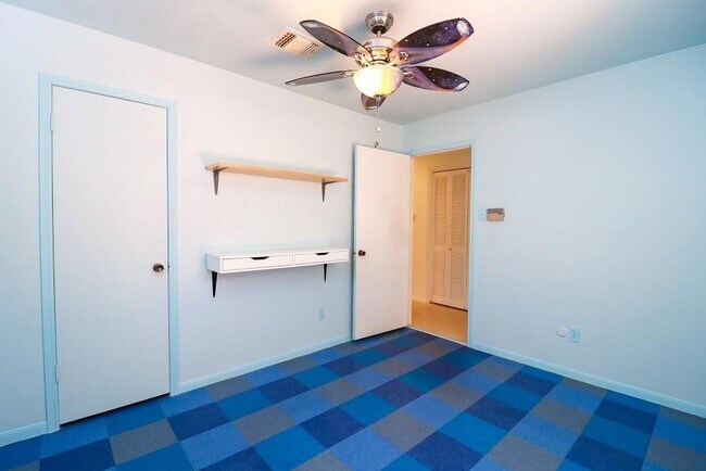 Building Photo - 14202 Ella Lee Ln