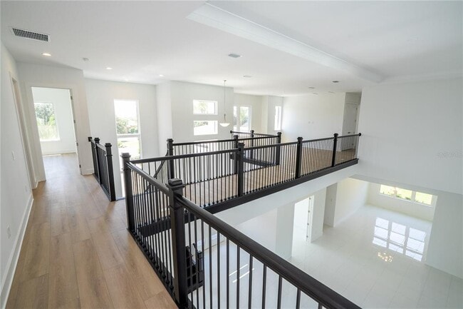 Building Photo - 16044 Pendio Dr