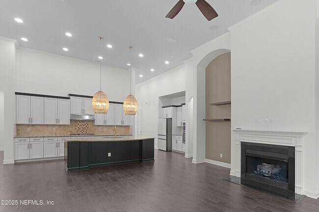 Building Photo - 128 Payasada Oaks Trail