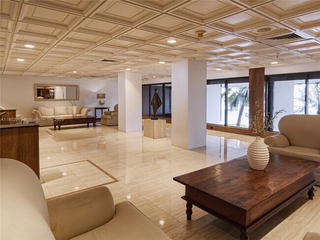 Building Photo - 2333 Brickell Ave