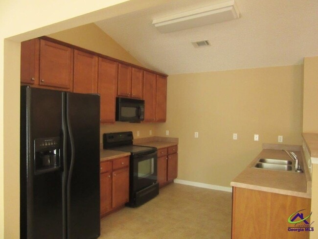 Building Photo - 302 Timberwind Dr