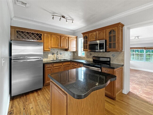 Building Photo - 5760 SW 10th St