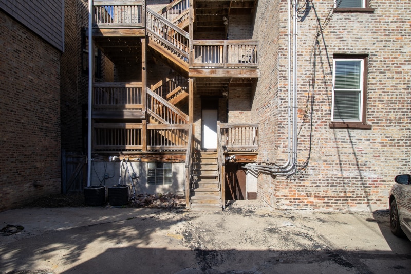 Building Photo - 619 E Groveland Park