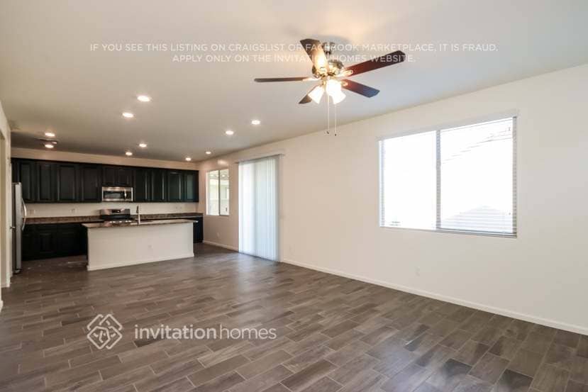 Building Photo - 1738 W Lacewood Pl
