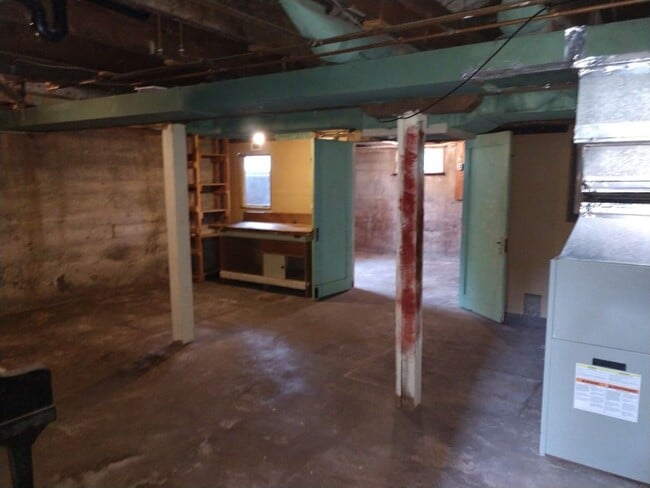 Building Photo - Renovated Arlington Home Close To Freeway ...