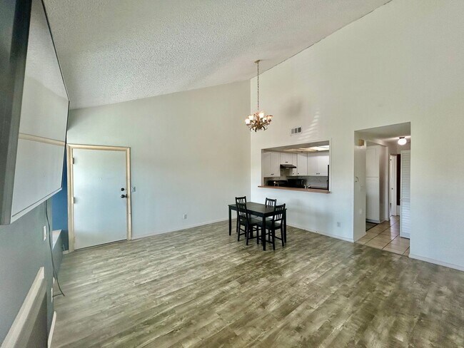 Building Photo - $3,995! Excellent 3-Bedroom Condo! 90716!