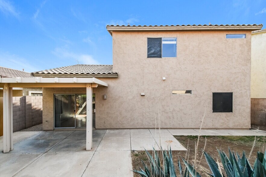Building Photo - 6343 S Nash Way
