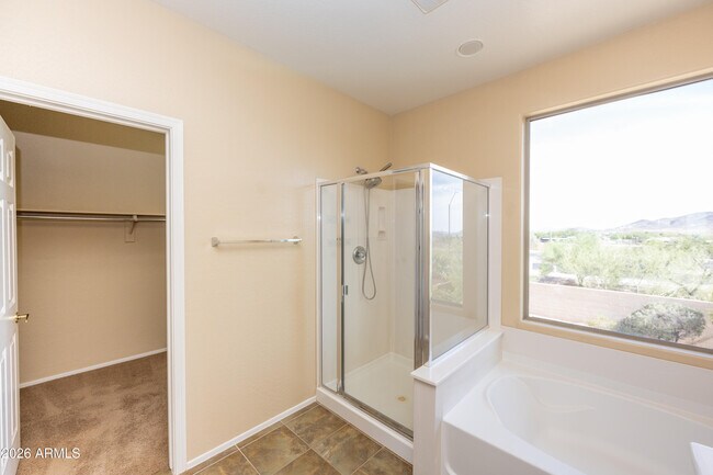 Building Photo - 2023 W Shackleton Dr