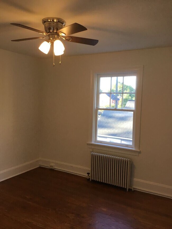 Building Photo - 3 br, 2 bath House - 2090 NEW DANVILLE PIKE