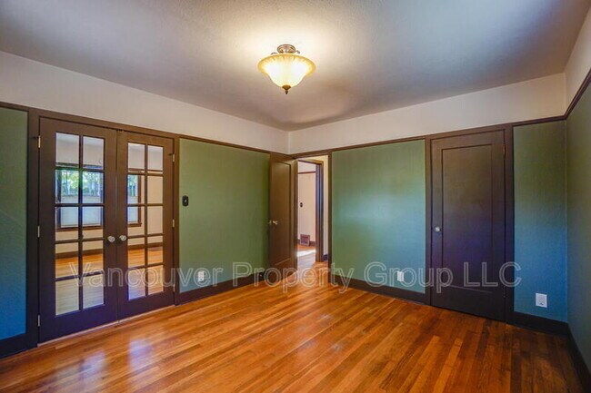 Building Photo - 2814 H St