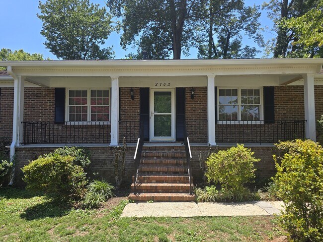 Building Photo - 3703 Hickory Hill Dr