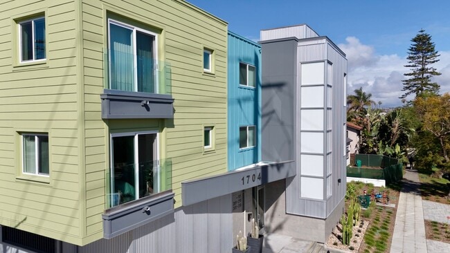 Building Photo - Jewell Apartments