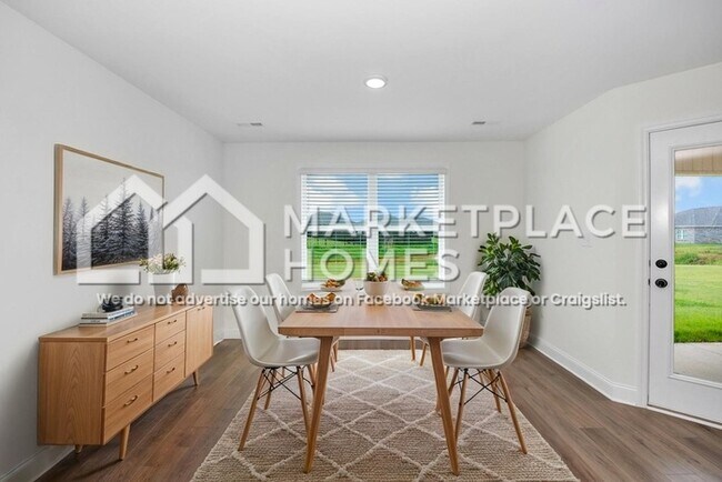 Building Photo - 133 Bella May Ln
